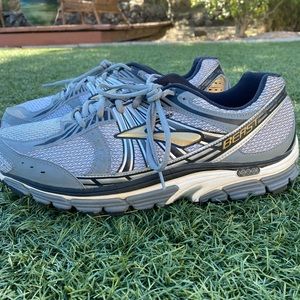 Brooks Omega Beast 14 Grey